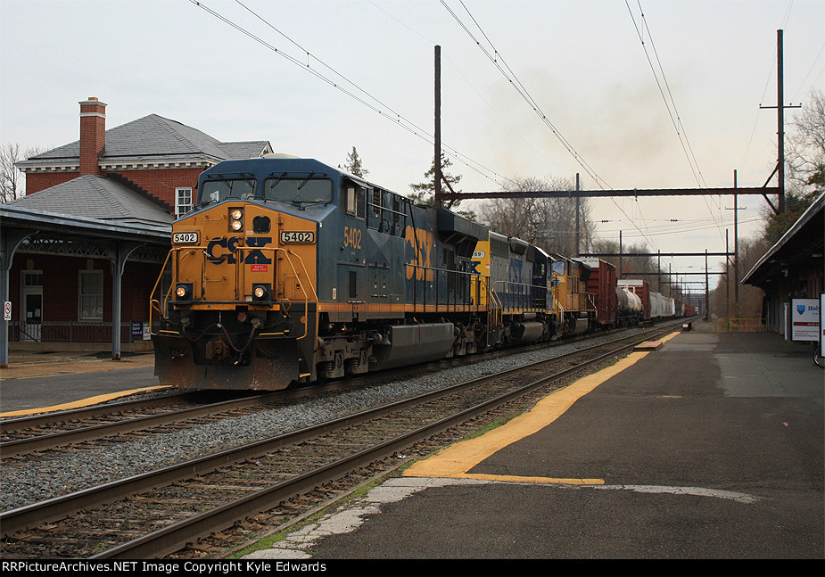 CSX ES40DC #5402 on Q438-08